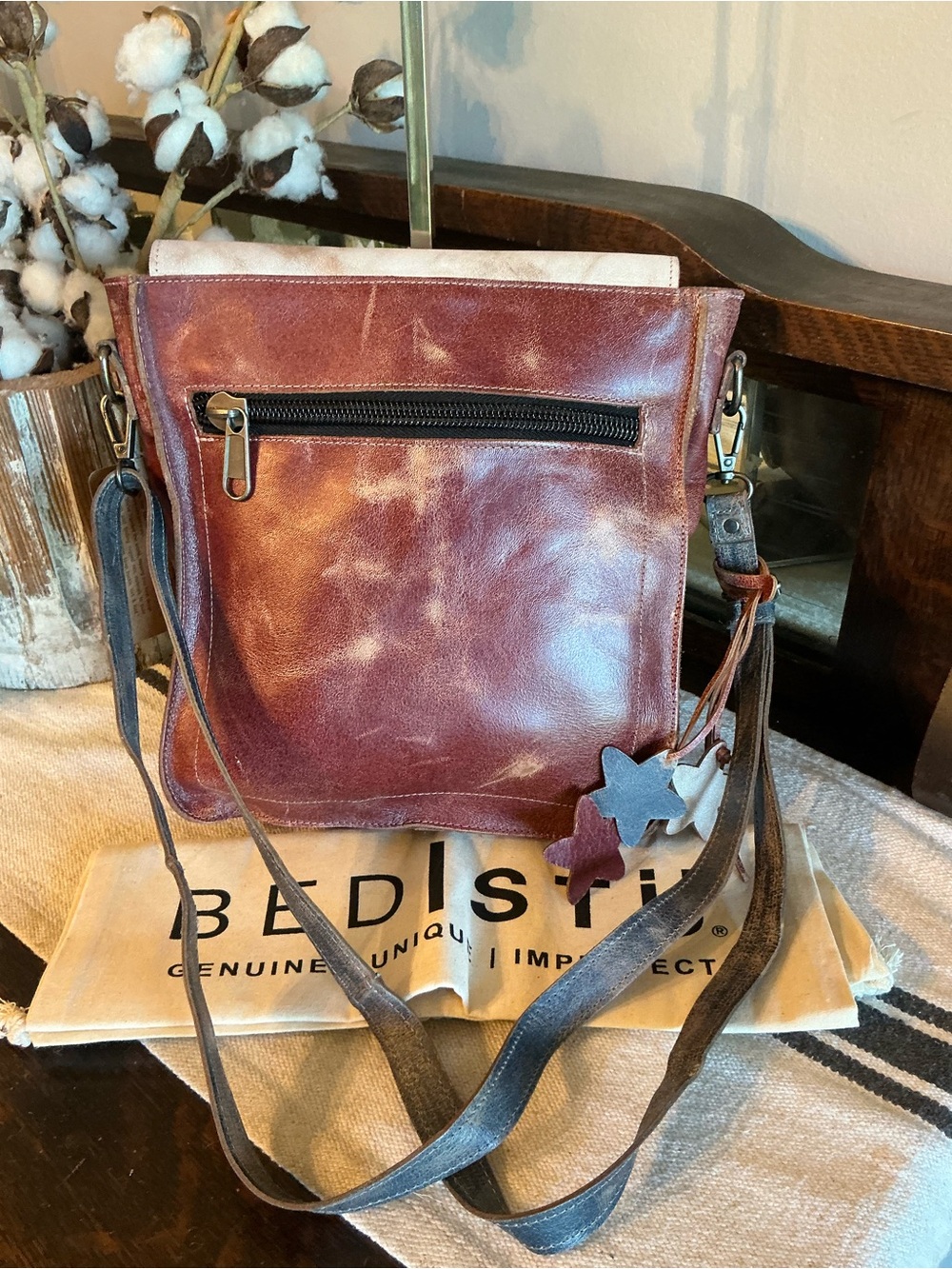 NWT Bed Stu Venice Beach Crossbody Bag Red White Blue Americana Lux MSRP $275 - Picture 4 of 13